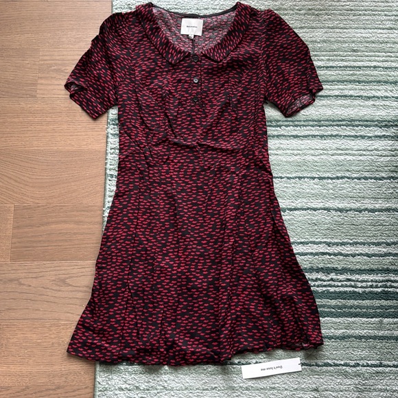 🆕 Reformation Neta dress - Picture 2 of 9